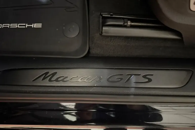 Porsche Macan din 2021 cu 62.300 km - oferta POR120248 - foto 8