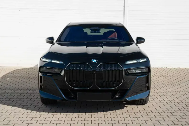 BMW 740 din 2025 cu 7.092 km - oferta BMW120254 - foto 2