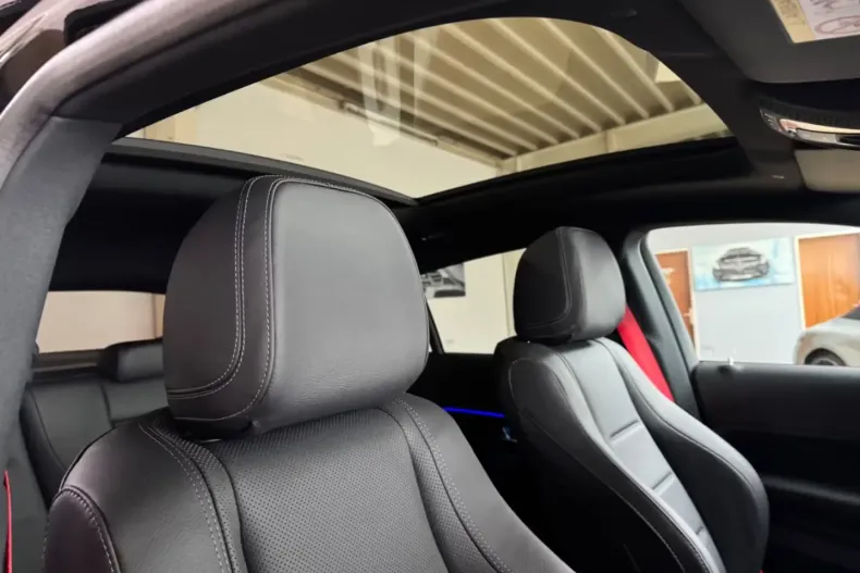 Mercedes-Benz GLE 300 din 2025 cu 200 km - oferta MER120255 - foto 8