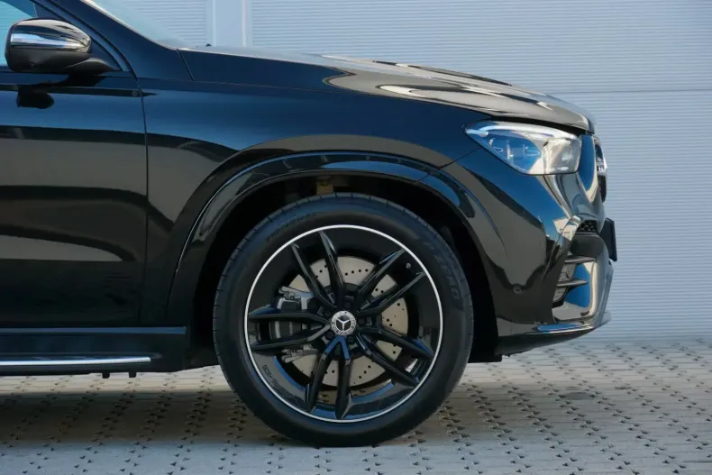 Mercedes-Benz GLE 450 din 2025 cu 20 km - oferta MER120257 - foto 3