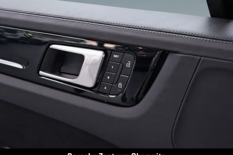 Porsche Cayenne din 2022 cu 57.700 km - oferta POR120260 - foto 25