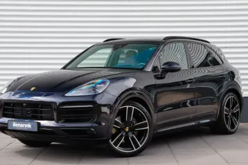 Porsche Cayenne din 2023 - oferta POR120261