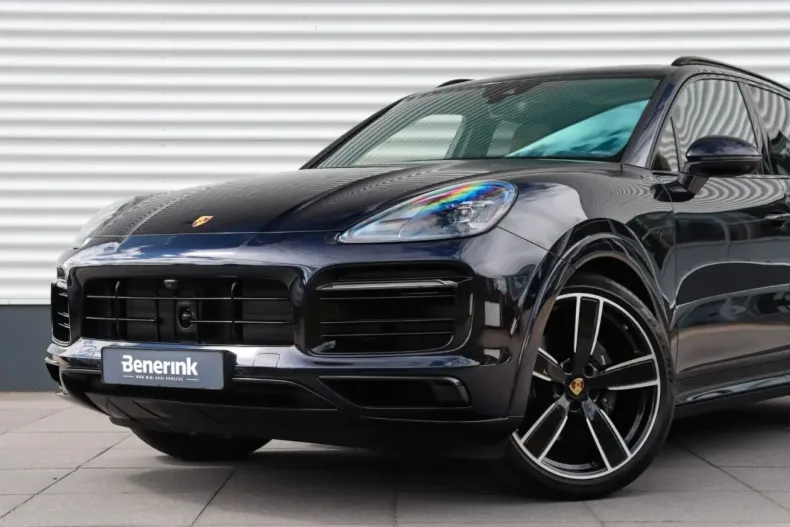 Porsche Cayenne din 2023 cu 43.012 km - oferta POR120261 - foto 13