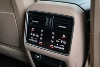 Porsche Cayenne din 2023 cu 43.012 km - oferta POR120261 - foto 19