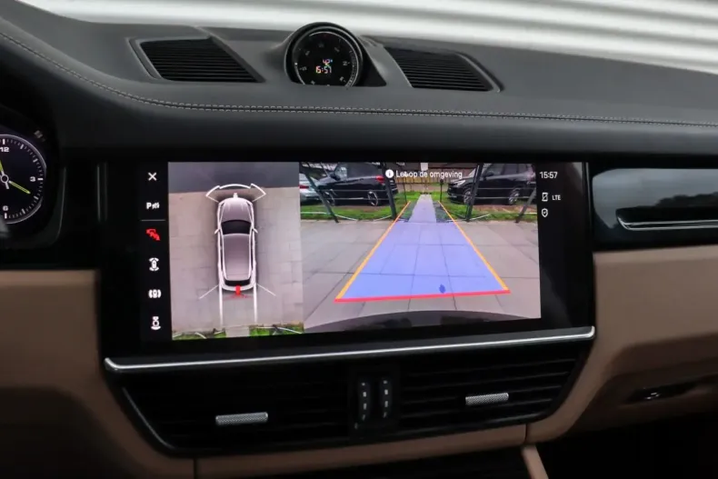 Porsche Cayenne din 2023 cu 43.012 km - oferta POR120261 - foto 22