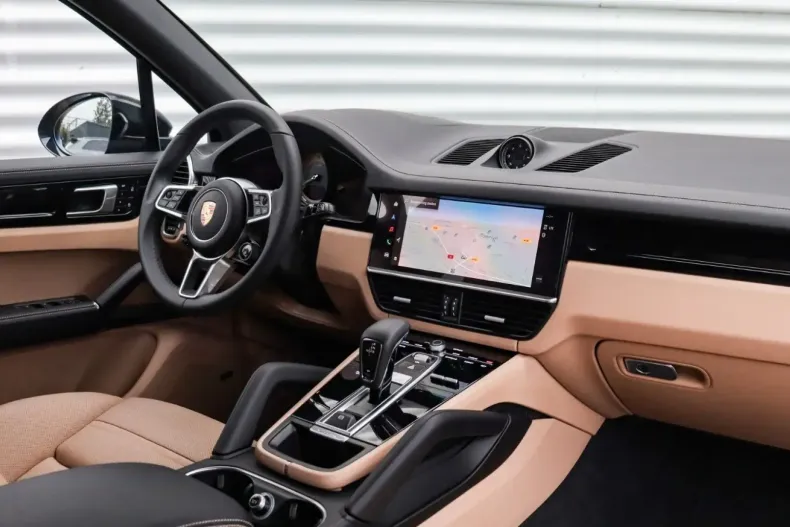 Porsche Cayenne din 2023 cu 43.012 km - oferta POR120261 - foto 29