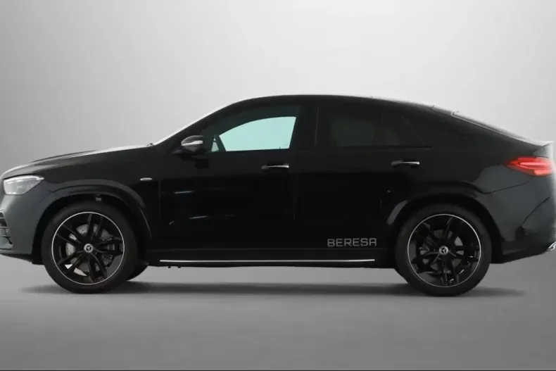 Mercedes-Benz GLE 400 din 2025 cu 9.900 km - oferta MER120263 - foto 2