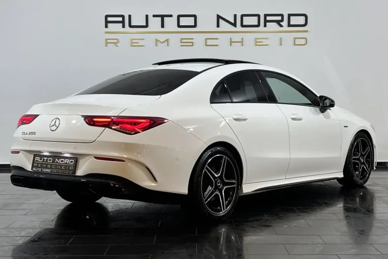 Mercedes-Benz CLA 200 din 2020 cu 59.000 km - oferta MER120264 - foto 5