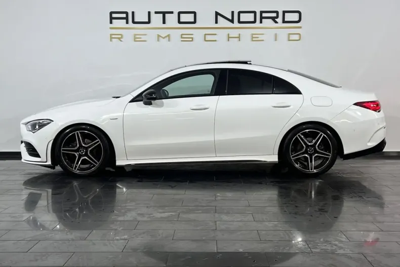 Mercedes-Benz CLA 200 din 2020 cu 59.000 km - oferta MER120264 - foto 8