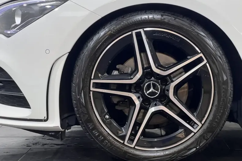 Mercedes-Benz CLA 200 din 2020 cu 59.000 km - oferta MER120264 - foto 10