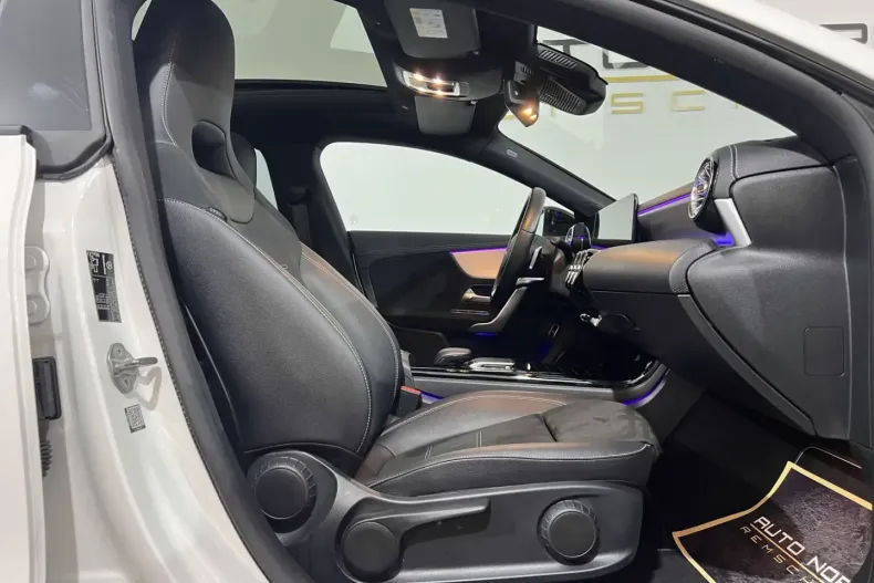 Mercedes-Benz CLA 200 din 2020 cu 59.000 km - oferta MER120264 - foto 15