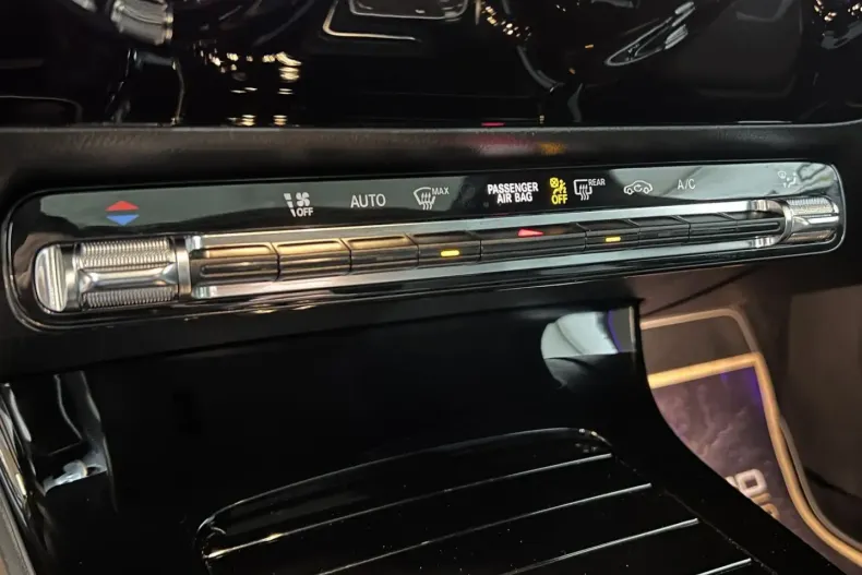 Mercedes-Benz CLA 200 din 2020 cu 59.000 km - oferta MER120264 - foto 25