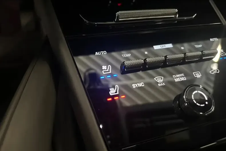 Porsche Cayenne din 2025 cu 6.999 km - oferta POR120265 - foto 9