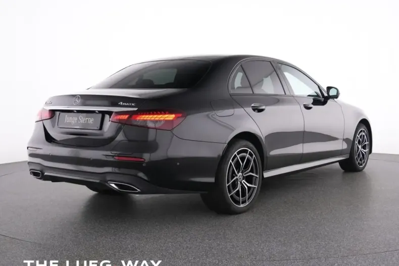 Mercedes-Benz E 300 din 2022 cu 29.507 km - oferta MER120275 - foto 3