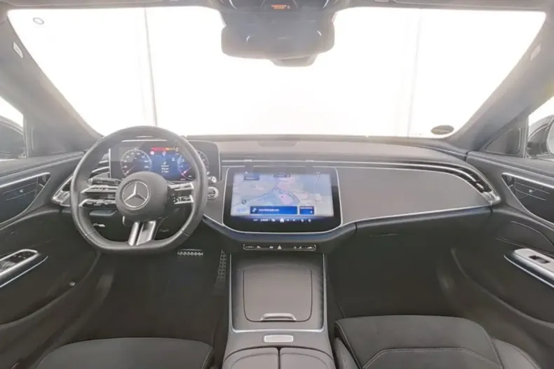 Mercedes-Benz E 200 din 2024 cu 21.831 km - oferta MER120279 - foto 8