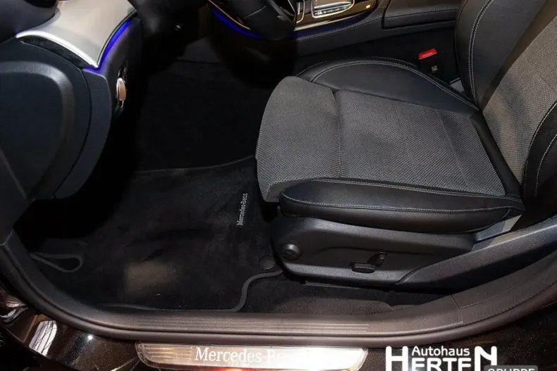 Mercedes-Benz E 200 din 2023 cu 34.693 km - oferta MER120280 - foto 12