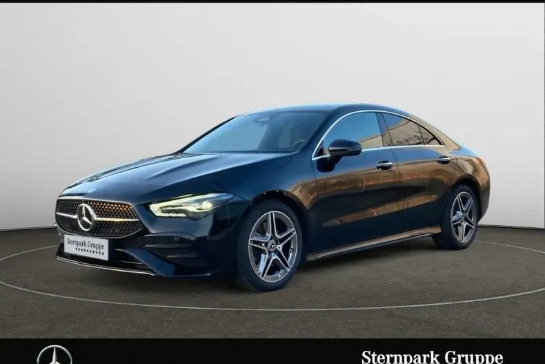 Mercedes-Benz CLA 200 din 2024 cu 11.500 km - oferta MER120281 - foto 1