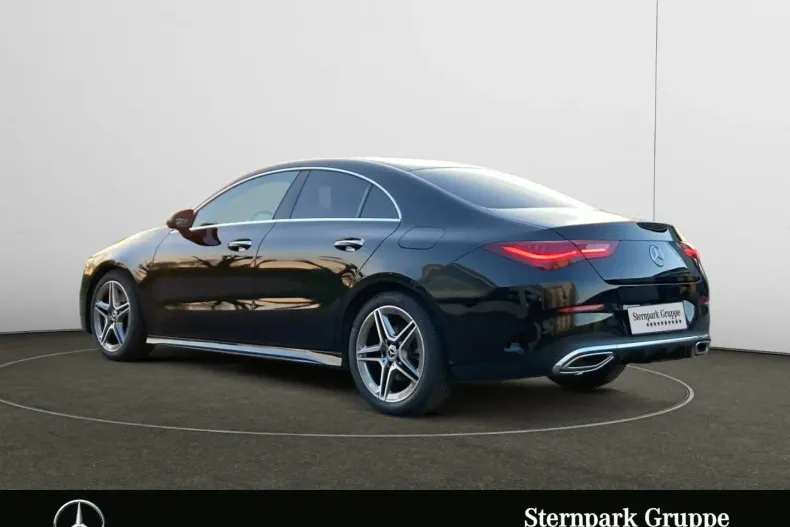 Mercedes-Benz CLA 200 din 2024 cu 11.500 km - oferta MER120281 - foto 3