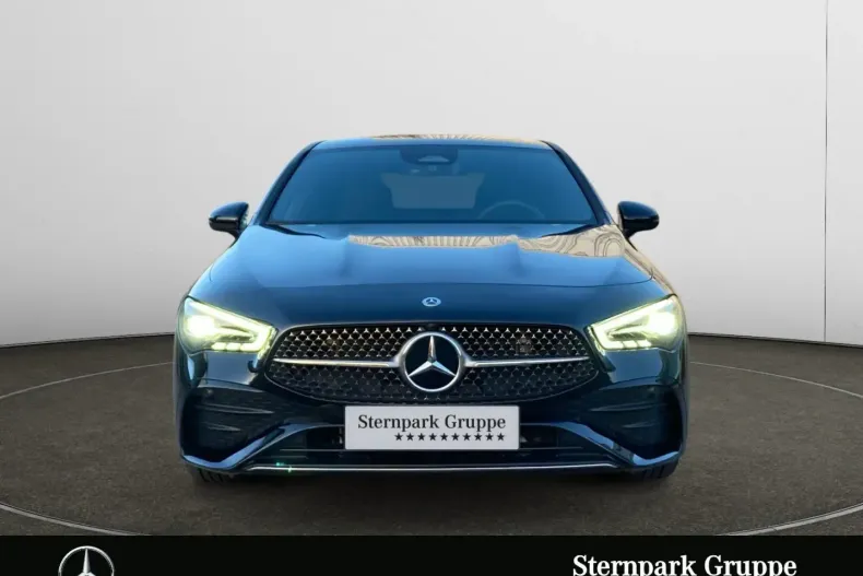 Mercedes-Benz CLA 200 din 2024 cu 11.500 km - oferta MER120281 - foto 8
