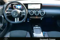Mercedes-Benz CLA 200 din 2024 cu 11.500 km - oferta MER120281 - foto 10