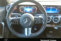 Mercedes-Benz CLA 200 din 2024 cu 11.500 km - oferta MER120281 - foto 12