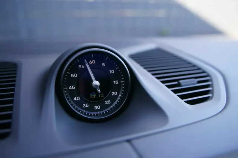 Porsche Cayenne din 2025 cu 8.999 km - oferta POR120287 - foto 9