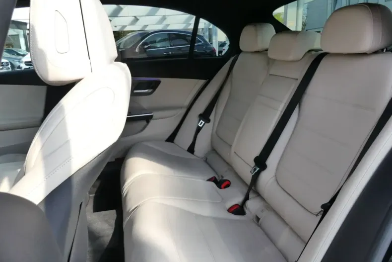 Mercedes-Benz C 180 din 2024 cu 20.927 km - oferta MER120291 - foto 10