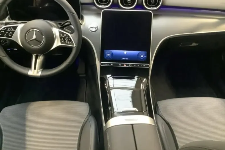 Mercedes-Benz C 220 din 2024 cu 4.845 km - oferta MER120292 - foto 13