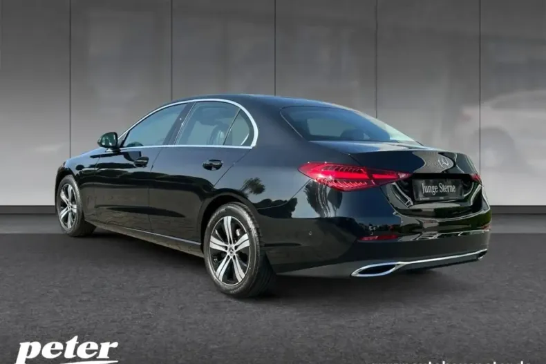 Mercedes-Benz C 180 din 2024 cu 9.621 km - oferta MER120293 - foto 3