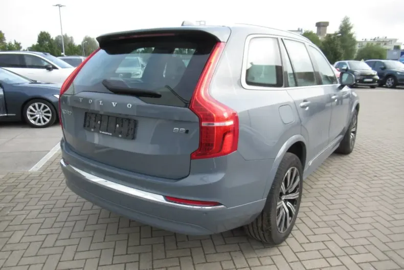 Volvo XC90 din 2022 cu 84.621 km - oferta VOL120301 - foto 4