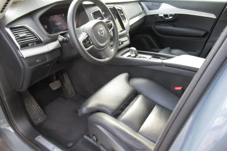 Volvo XC90 din 2022 cu 84.621 km - oferta VOL120301 - foto 16