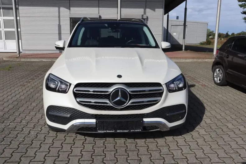 Mercedes-Benz GLE 300 din 2021 cu 95.100 km - oferta MER120304 - foto 2