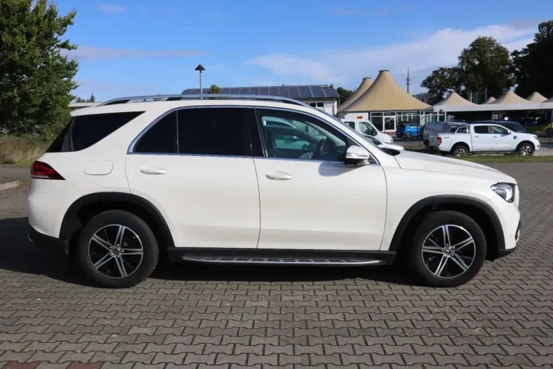 Mercedes-Benz GLE 300 din 2021 cu 95.100 km - oferta MER120304 - foto 7
