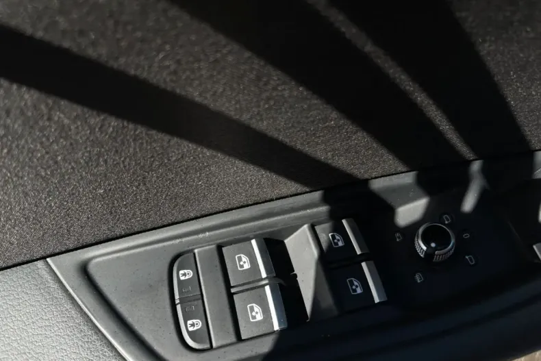 Audi A4 din 2021 cu 73.900 km - oferta AUD120310 - foto 21