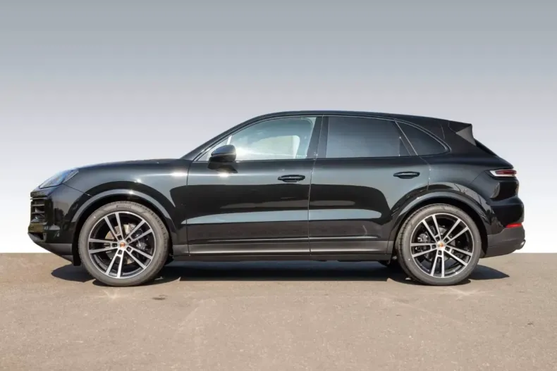 Porsche Cayenne din 2025 cu 4.249 km - oferta POR120319 - foto 2