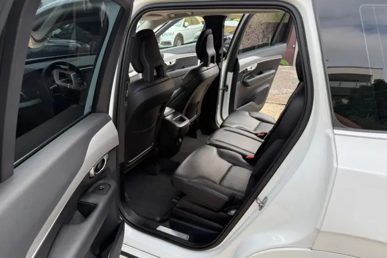 Volvo XC90 din 2021 cu 85.000 km - oferta VOL120323 - foto 13