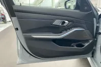 BMW 330 din 2024 cu 11.000 km - oferta BMW120338 - foto 12