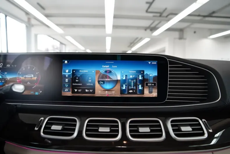 Mercedes-Benz GLS 450 din 2024 cu 32.750 km - oferta MER120343 - foto 29