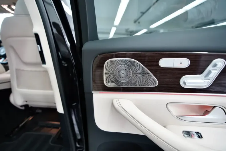 Mercedes-Benz GLS 450 din 2024 cu 32.750 km - oferta MER120343 - foto 44