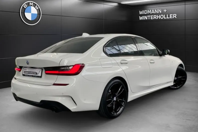 BMW 320 din 2022 cu 53.100 km - oferta BMW120347 - foto 4