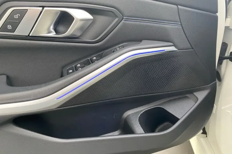 BMW 320 din 2022 cu 53.100 km - oferta BMW120347 - foto 15