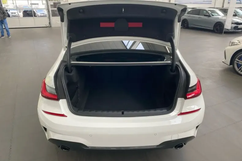 BMW 320 din 2022 cu 53.100 km - oferta BMW120347 - foto 17