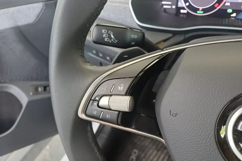 Skoda Octavia din 2025 cu 18.322 km - oferta SKO120350 - foto 11