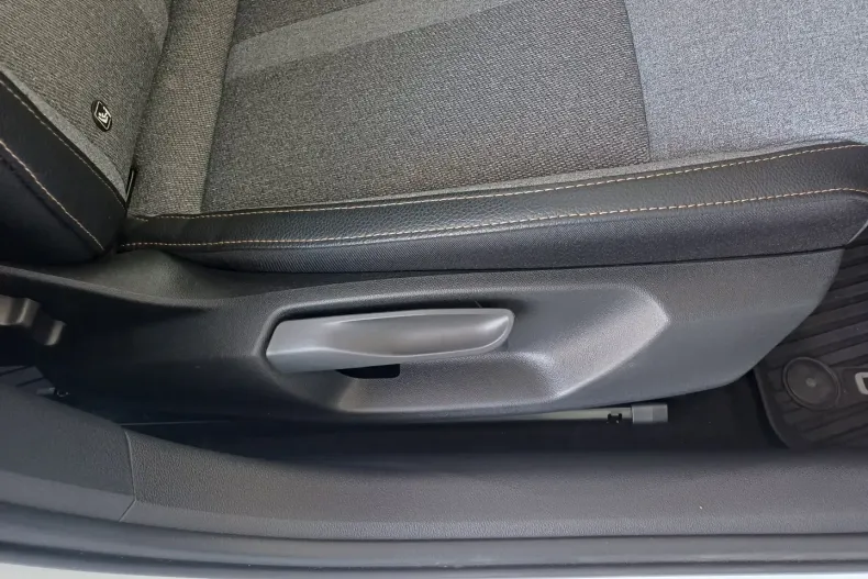 Skoda Octavia din 2025 cu 18.322 km - oferta SKO120350 - foto 31