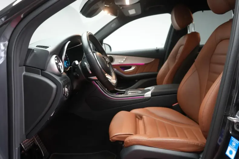 Mercedes-Benz GLC 300 din 2021 cu 87.000 km - oferta MER120351 - foto 8