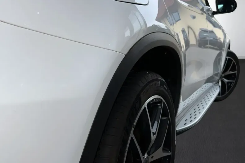 Mercedes-Benz GLC 200 din 2021 cu 87.900 km - oferta MER120353 - foto 9