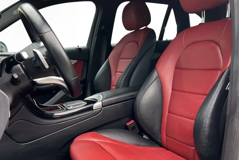 Mercedes-Benz GLC 200 din 2021 cu 87.900 km - oferta MER120353 - foto 13