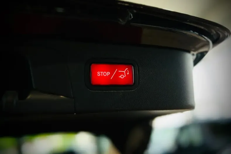 Mercedes-Benz GLC 300 din 2020 cu 85.000 km - oferta MER120355 - foto 19