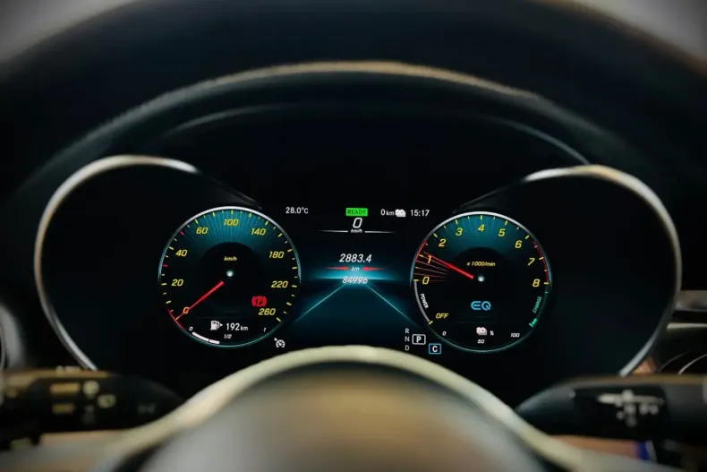 Mercedes-Benz GLC 300 din 2020 cu 85.000 km - oferta MER120355 - foto 26