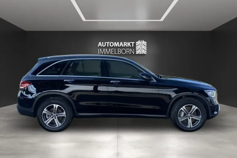 Mercedes-Benz GLC 300 din 2020 cu 79.998 km - oferta MER120356 - foto 11